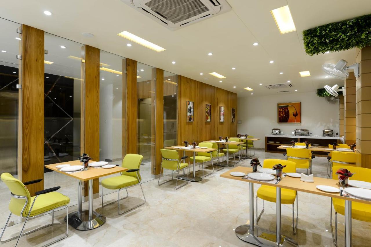 The Hubstreet Hotel,Bhopal Esterno foto
